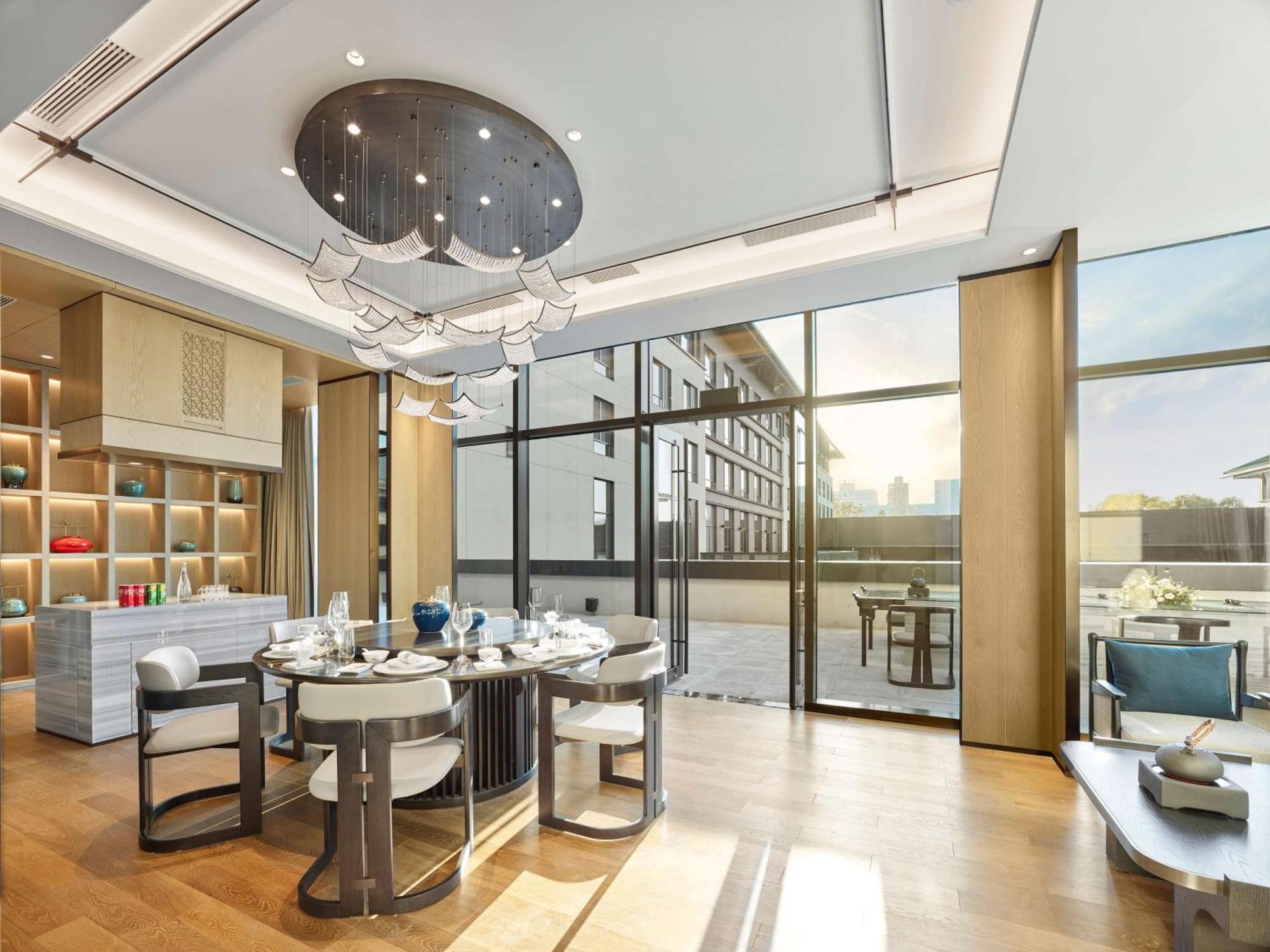 Doubletree By Hilton Beijing Badaling Hotel Yanqing Bagian luar foto